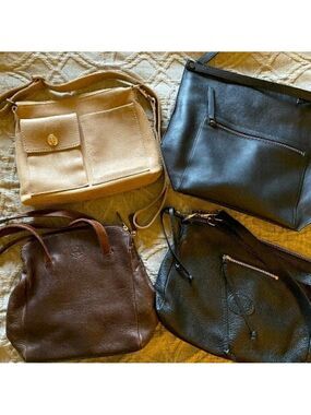 👜BAGS at a Glance. Filter in my closet to see all 🌿